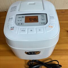 アイリスオーヤマ 炊飯器　0.5~3合炊き　KS-RC21MO5-W　中古