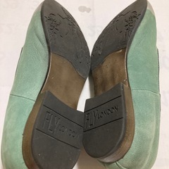 値下げ 23、5ｾﾝﾁ  FLY London パンプス　本革　かわいい　おしゃれ　の画像