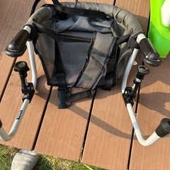 本文お読みください　幼児おもちゃ　テーブルに着けるイスの画像