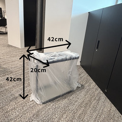 モニタースタンドや傘立て等の画像