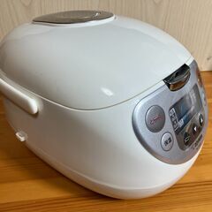 象印　ZOJIRUSHI 炊飯器 NL-CS10型　16年製　5.5合 中古の画像