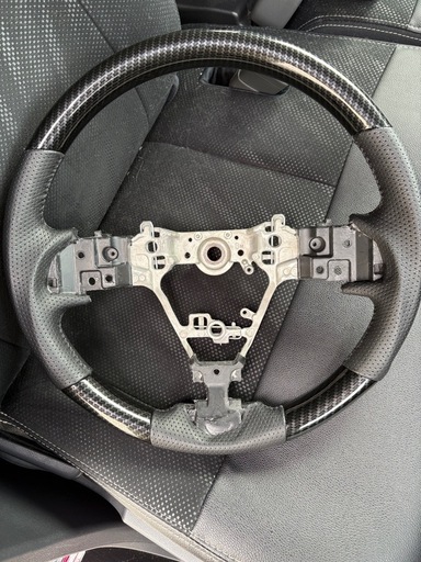 la600s タントカスタム及び下記の車両に適合するカーボン調ガングリップステアリング