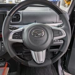 la600s タントカスタム　ターボ用　カーボン調ガングリップステアリングの画像