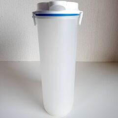 併買無料【程度良品】冷水ピッチャー サイドロック冷水筒 ウォーターピッチャー ワンプッシュ開閉 2L 2000ml ホワイト/半透明 冷水 冷氷 麦茶 お茶の画像