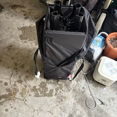 折りたたみ式ベビーベッド の画像