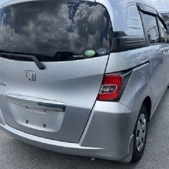 フリードスパイク 5ドア Gジャストセレクション 40620 km