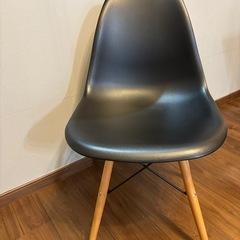 ダイニングチェア　イームズシェルチェア (黒) リプロダクト品　1脚1000円  の画像