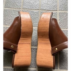 厚底サンダルの画像
