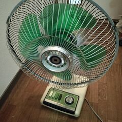 【値下げ】レトロ扇風機の画像