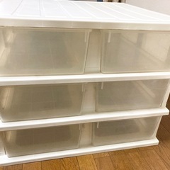 プラスチック製収納ケースの画像