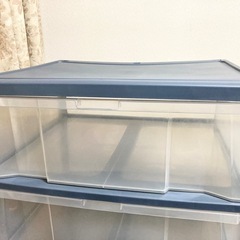 プラスチック製収納ケースの画像
