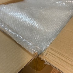 プチプチ　大きめ段ボール一箱の画像
