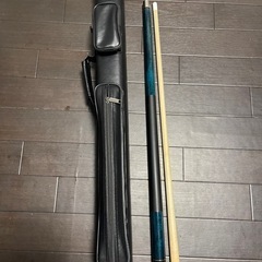 キューとケースの画像