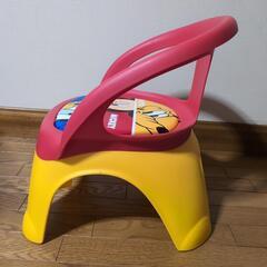 ほぼ新品　ミッキーマウス　アールチェアの画像