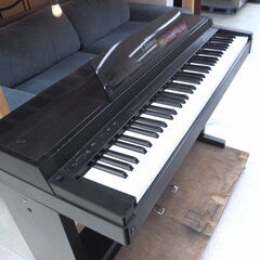 電子ピアノ　Clavinova　YAMAHA　CLP-200　76鍵　リユース品　価格　19,250円の画像