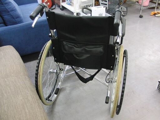 車椅子 自走式 座面革調 ブラック 折り畳み ノーパンクタイヤ 折りたたみ 車イス 車いす 介護 札幌 手稲