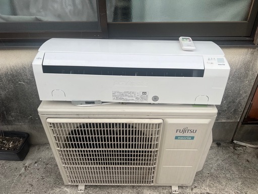 エアコン2021年製､5.6kw200v
 18-20畳用