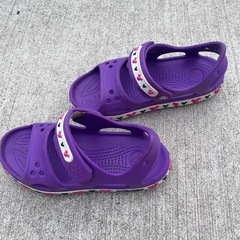 Crocs サンダル ミッキーマウス C12 キッズ パープルの画像