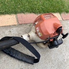 草刈機ジャンクの画像