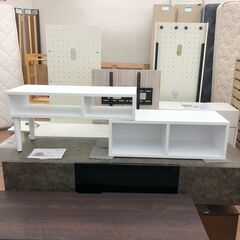 伸縮式テレビ台 テレビ台 白🚚自社配送時💳代引き可🚚(現金、クレジット、スマホ決済対応)の画像