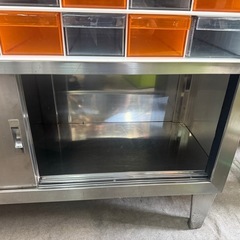 ケビント　クリアケース欠品　幅120 奥40 高さ179cmの画像