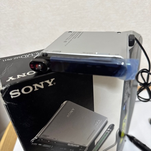 緊急値下げ！ 
SONY MZ-RH1(2006年製) MDプレイヤー