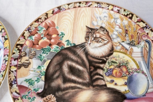 イギリス ヴィンテージ 猫 絵皿 2枚セット コレクションプレート イギリス ヴィンテージ 猫 絵皿 2枚セット コレクションプレート