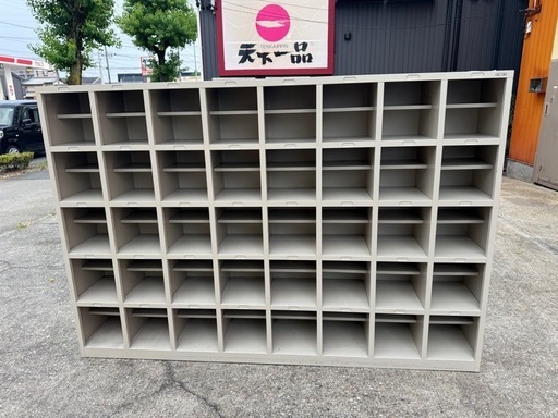 大型シューズロッカー　40マス 下駄箱　幅198 奥32 高さ134cm