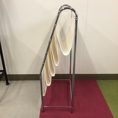 雑誌ラックの画像