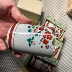 【九谷焼】花柄陶器湯飲み4個セットの画像
