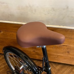 【カゴ付き】6段変速20インチ折りたたみ自転車　ブラックの画像