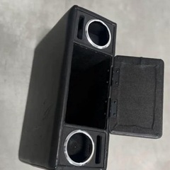 フリードコンソールBOXの画像