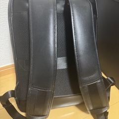 【美品】【定価17000円】メンズ　本革リュックの画像