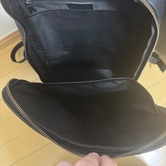【美品】【定価17000円】メンズ　本革リュックの画像