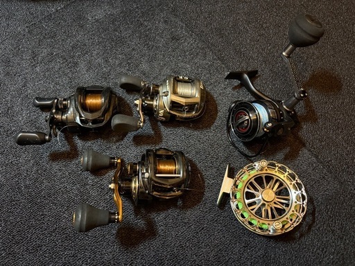 釣り道具セット（リール4点＋ルアー複数＋防水バッグ 他）