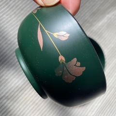 【桂由美】深緑色の花模様椀大小2個セットの画像