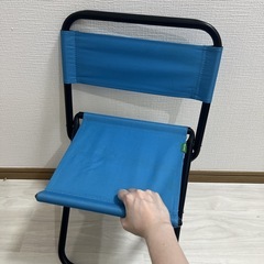 簡易折りたたみ椅子の画像