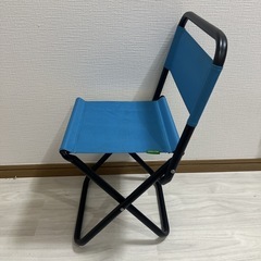 簡易折りたたみ椅子の画像