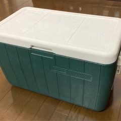 Coleman製大型クーラーボックスの画像