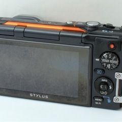 自撮りも簡単！OLYMPUS TG-860★Wi-Fi内蔵★アウトドアカメラ  1ヶ月動作補償あり！ 安心の補償付き発送！ 送料無料！の画像