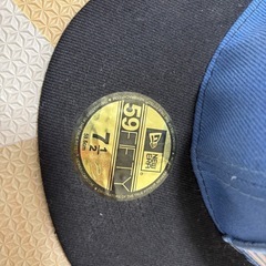 DC スナップバックキャップ 7 1/4の画像