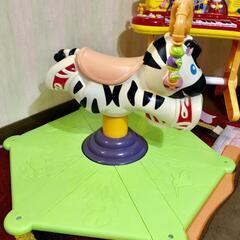 はずむ まわる しまうまくん 乗り物の画像