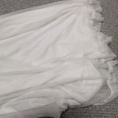 レディース　ワンピース　と　トレーナーの画像