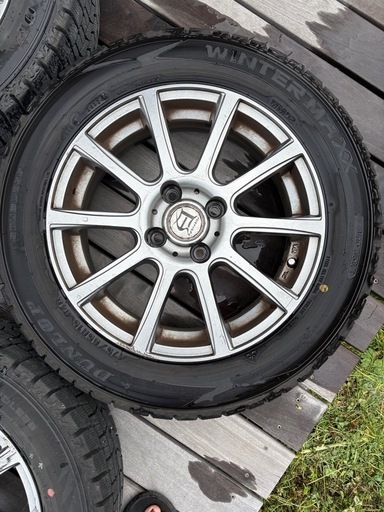 スタッドレスタイヤ175/65R15