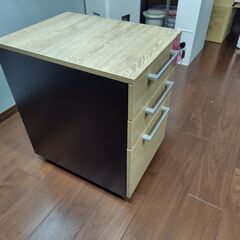 オカムラ 　引出３段用　黒or白