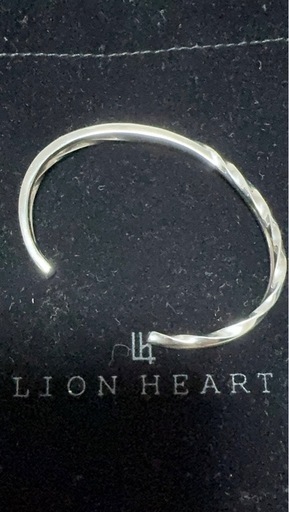 シルバーアクセサリーバングル