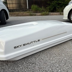 INNO　ルーフボックス　SKY SHUTTLE　白