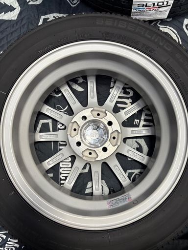 「商談中」⑩155/65R14新品タイヤ4本と中古ホイールとナット付き