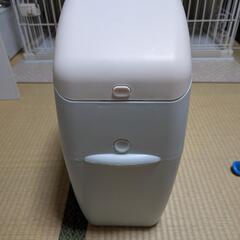 アップリカオムツゴミ箱の画像