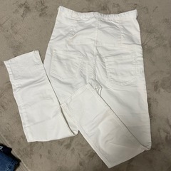 マタニティースキニーなどの画像